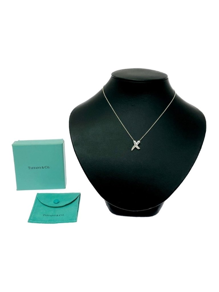 Tiffany & Co Silver Pink Saffiano Kiss Necklace